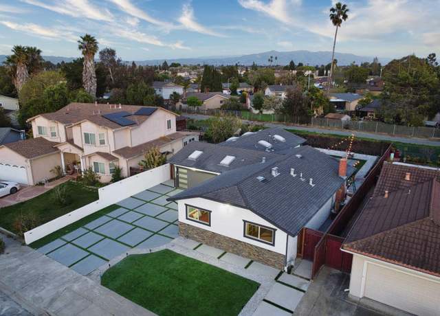 Property at 7534 Birkdale Dr, Newark, CA 94560, 5 beds, 3 baths
