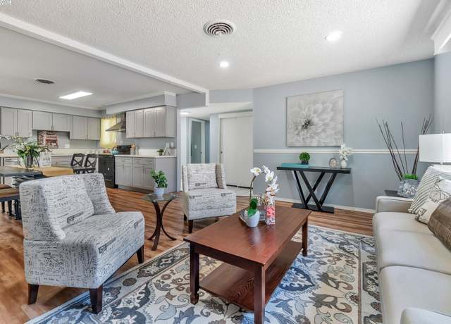 Property at 6013 Green Glen Way, Sacramento, CA 95842, 3 beds, 2 baths