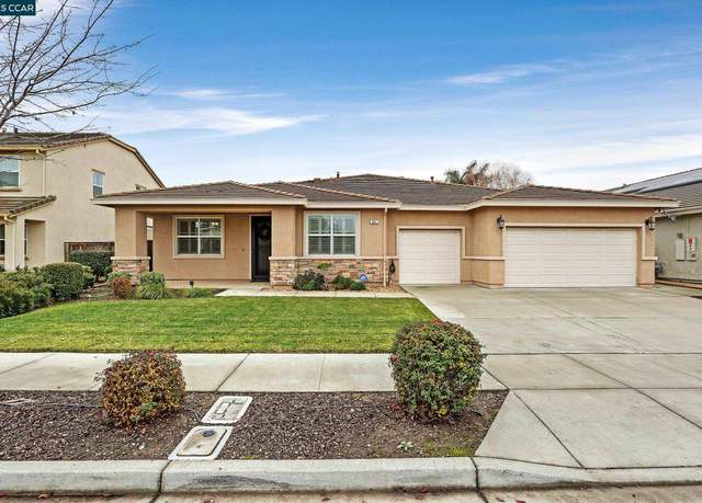 Property at 827 Pathfinder Ct, Oakley, CA 94561, 4 beds, 3 baths