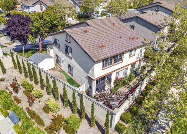 Property at 1186 Waverly Cir, Hercules, CA 94547, 5 beds, 3 baths