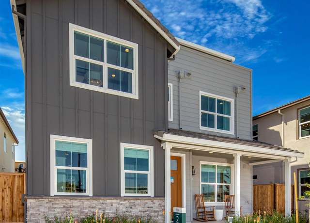 Property at 319 Flagship Dr, Napa, CA 94558, 4 beds, 3 baths