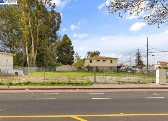 Property at 7701 Bancroft Ave, Oakland, CA 94605