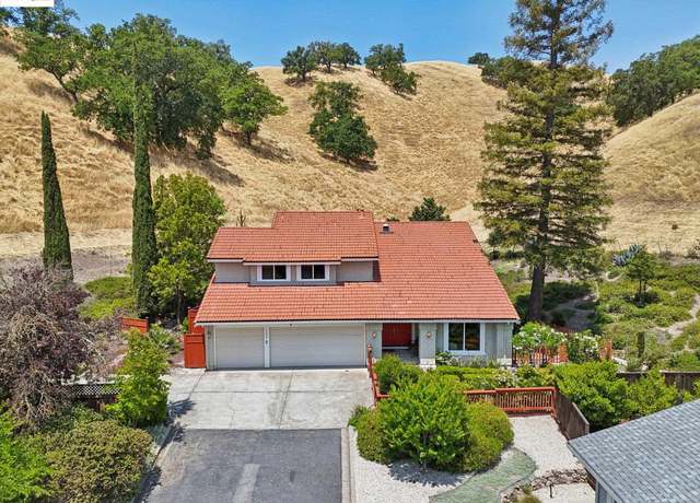 Property at 2353 Benham Ct, Walnut Creek, CA 94596, 5 beds, 3 baths