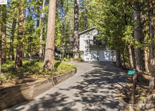 Property at 22693 Tamarack Dr, Twain Harte, CA 95383, 3 beds, 2.5 baths