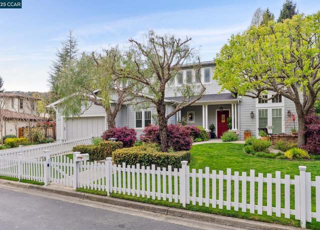 Property at 9 Avila Ln, Moraga, CA 94556, 5 beds, 5 baths