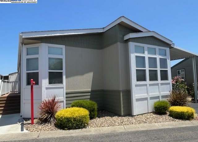 Property at 1200 W Winton Ave #203, Hayward, CA 94545, 3 beds, 2 baths