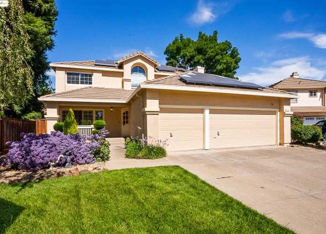 Property at 120 Weatherly Ct, Brentwood, CA 94513, 4 beds, 2.5 baths