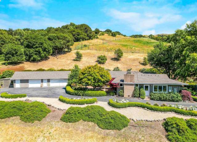 Property at 8700 Oak Tree Ln, Castro Valley, CA 94552, 3 beds, 2 baths