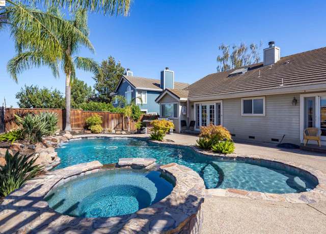 Property at 3916 Folsom Dr, Antioch, CA 94531, 3 beds, 2 baths