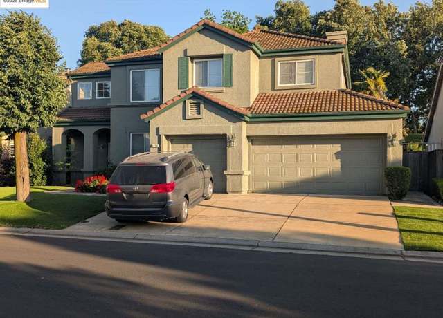 Property at 4224 Pinehurst Cir, Stockton, CA 95219, 3 beds, 3 baths
