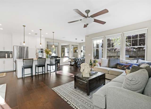 Property at 1160 Earnest St, Hercules, CA 94547, 3 beds, 3 baths