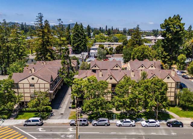 Property at 1116 Brewster Ave, Redwood City, CA 94062, 2 beds, 2.5 baths