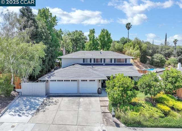 Property at 308 Bluerock Dr, Antioch, CA 94509, 3 beds, 2.5 baths