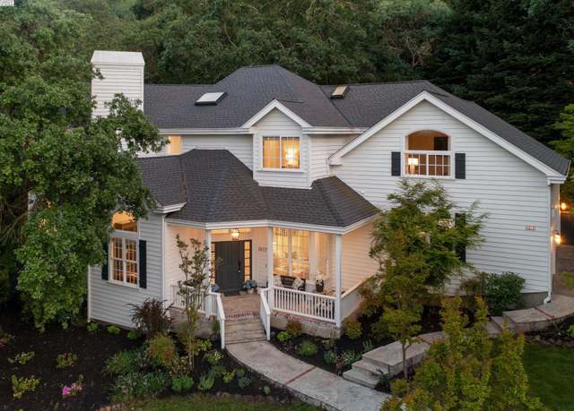Property at 1617 Campesino Ct, Alamo, CA 94507, 5 beds, 3 baths