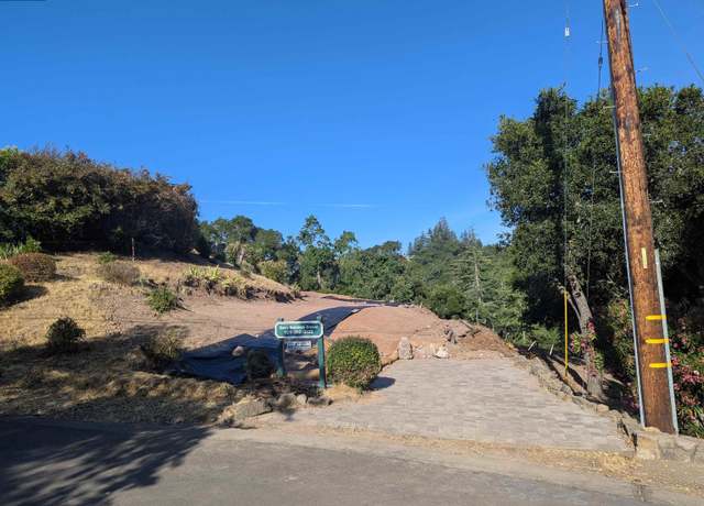 Property at 13 St James Ct, Orinda, CA 94563