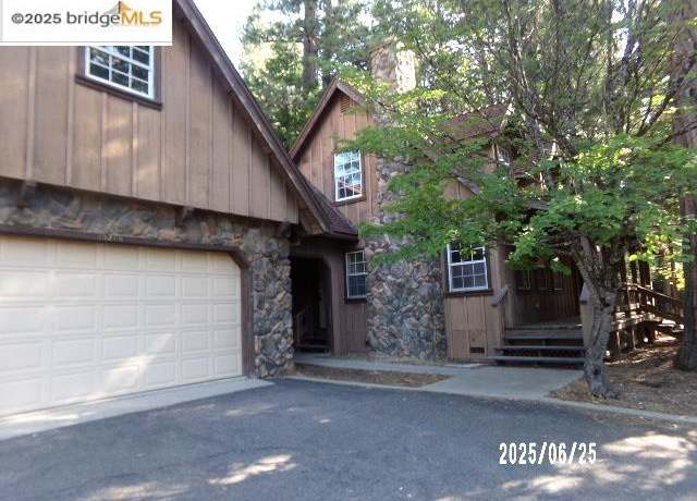 Property at 19240 Middle Camp Sugar Pne, Twain Harte, CA 95383, 3 beds, 2.5 baths