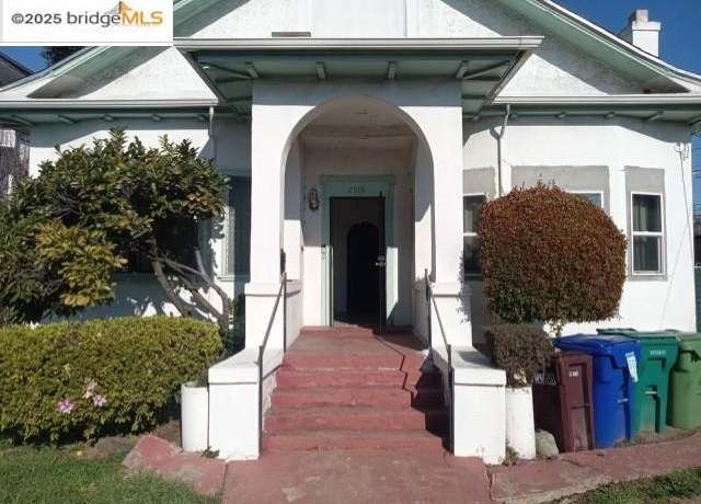 Property at 2516 E 21st St, Oakland, CA 94601, 3 beds, 2 baths