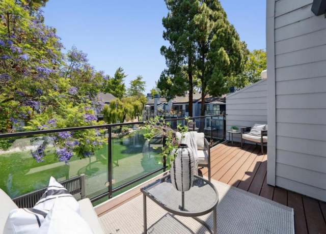 Property at 905 W Middlefield Rd #924, Mountain View, CA 94043, 2 beds, 2 baths