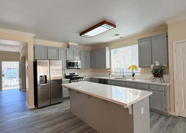 Property at 4407 Glen Canyon Cir, Pittsburg, CA 94565, 4 beds, 2 baths