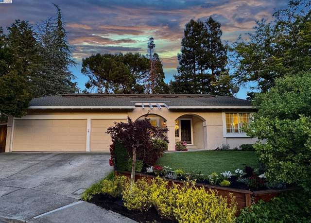 Property at 1021 Knightwood Ct, Walnut Creek, CA 94596, 4 beds, 2 baths