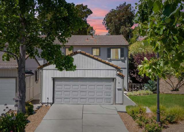 Property at 9 Moraine Ct, Hercules, CA 94547, 3 beds, 2.5 baths