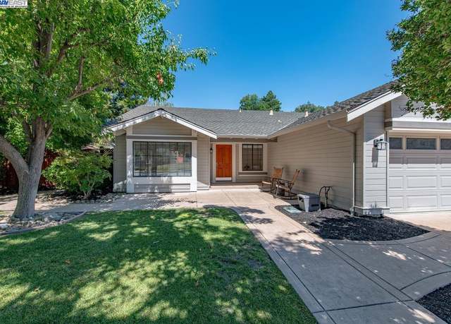 Property at 2699 Calle Morelia, Pleasanton, CA 94566, 4 beds, 2 baths