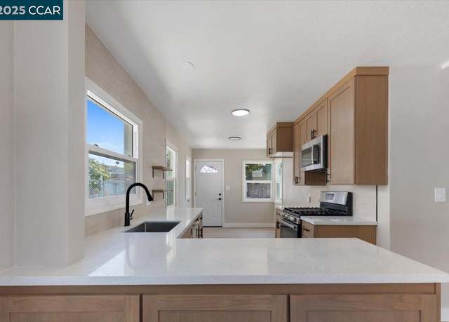 Property at 3226 Andrade Ave, Richmond, CA 94804, 2 beds, 1 bath