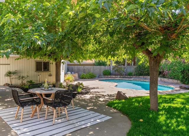Property at 1515 Grove Way, Concord, CA 94519, 4 beds, 2.5 baths