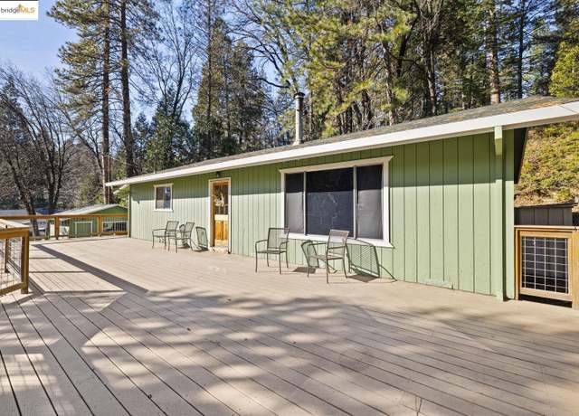 Property at 22657 Robin Hood Dr, Twain Harte, CA 95383, 4 beds, 2 baths