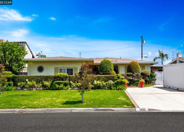 Property at 1403 W Holgate Dr, Anaheim, CA 92802, 4 beds, 3 baths