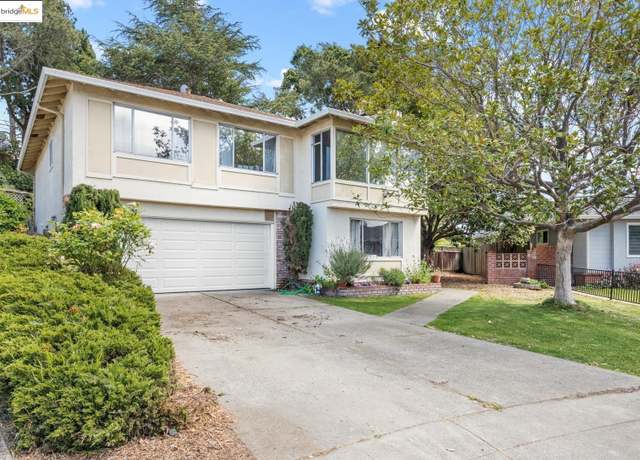Property at 2821 Erin Ct, Richmond, CA 94806, 4 beds, 2.5 baths