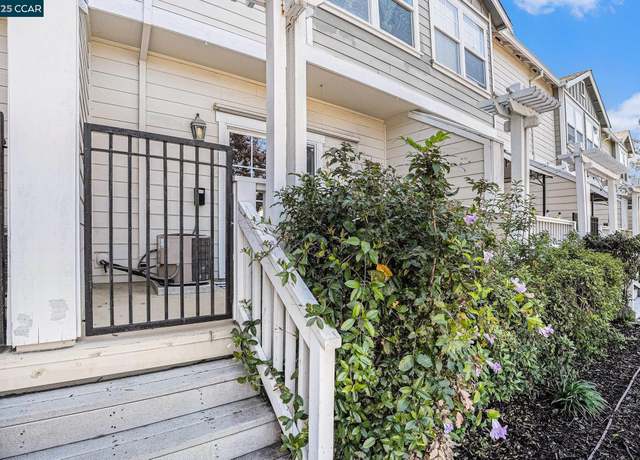 Property at 2 Ashford Pl, Martinez, CA 94553, 2 beds, 2.5 baths
