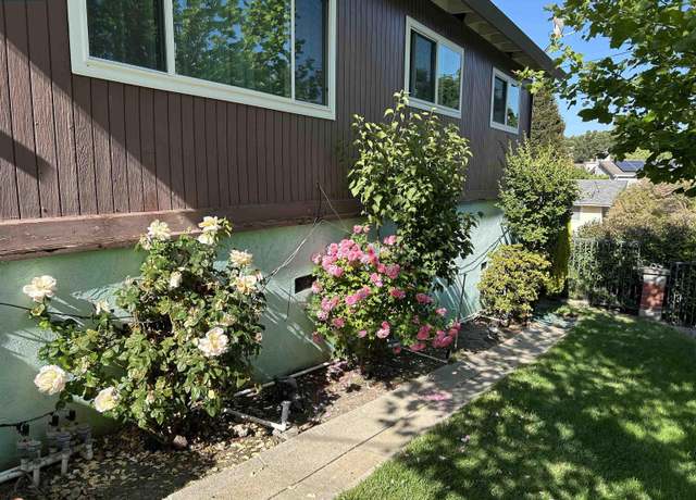 Property at 826 Veale, Martinez, CA 94553, 3 beds, 2.5 baths