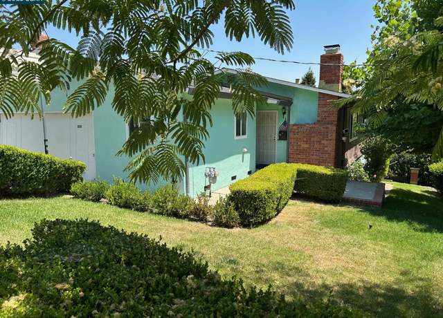 Property at 826 Veale, Martinez, CA 94553, 3 beds, 2.5 baths