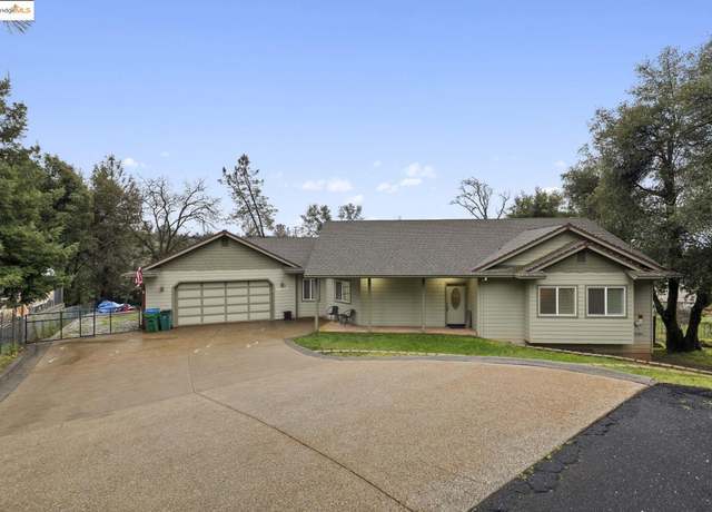 Property at 21045 Diablo Ct, Sonora, CA 95370, 3 beds, 2 baths