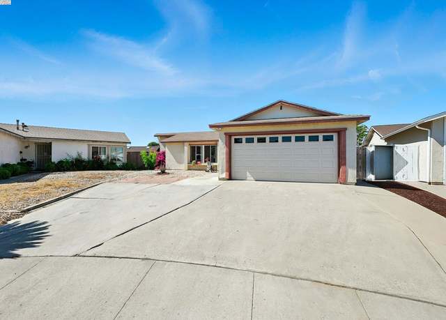 Property at 10293 Covina Pl, San Diego, CA 92126, 4 beds, 2 baths