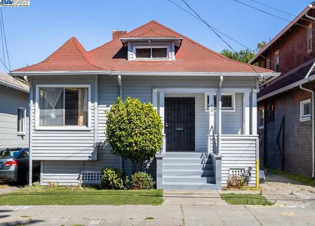 Property at 1424 Walnut St, Alameda, CA 94501, 3 beds, 1.5 baths