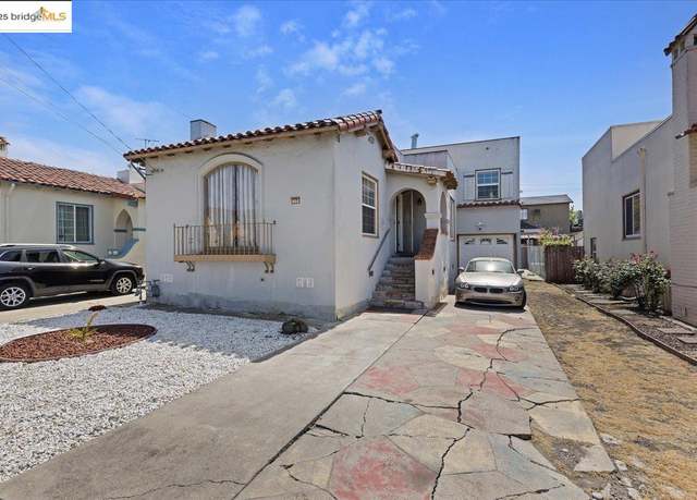 Property at 1576 76th Ave, Oakland, CA 94621, 2 beds, 1 bath