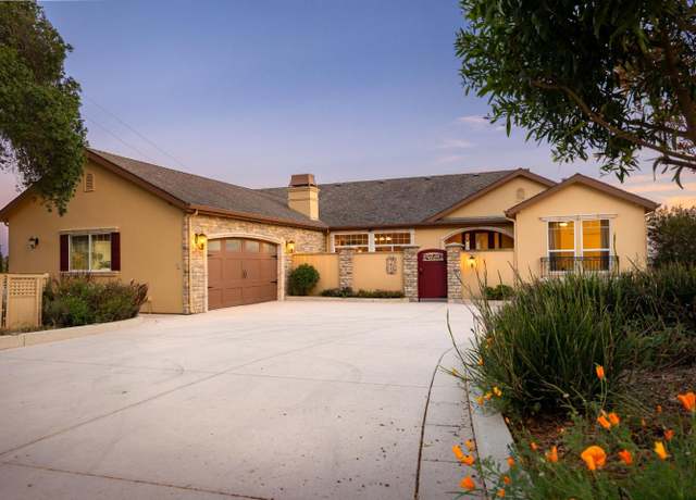 Property at 960 Smith Rd, Watsonville, CA 95076, 6 beds, 4 baths