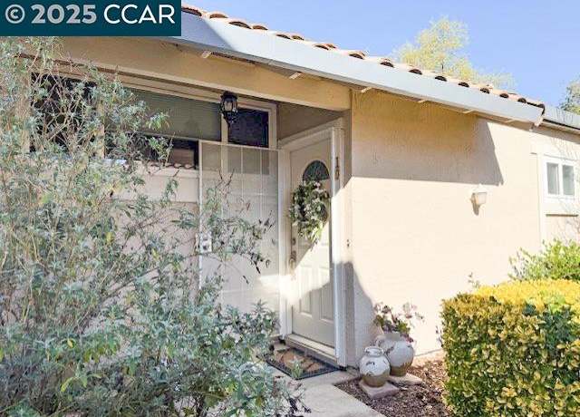 Property at 10 Mt Wilson Way, Clayton, CA 94517, 2 beds, 2 baths
