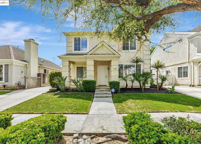 Property at 1090 Chaucer Dr, Brentwood, CA 94513, 3 beds, 2.5 baths