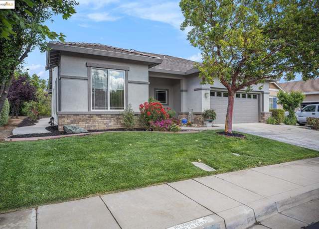 Property at 1012 Centennial Dr, Brentwood, CA 94513, 2 beds, 2 baths