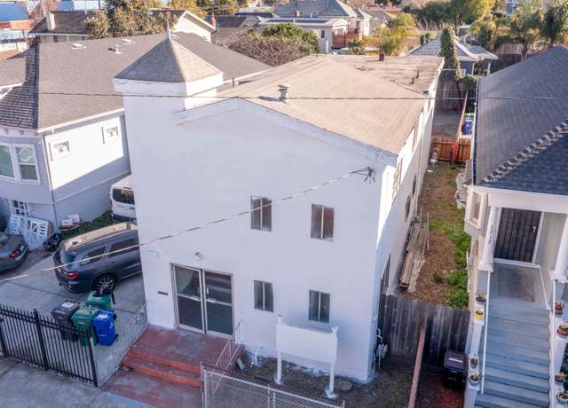 Property at 3214 Market St, Oakland, CA 94608