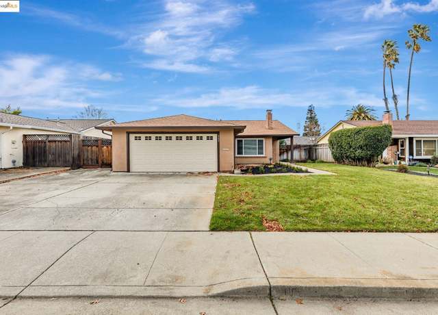 Property at 557 Debra St, Livermore, CA 94550, 4 beds, 2 baths