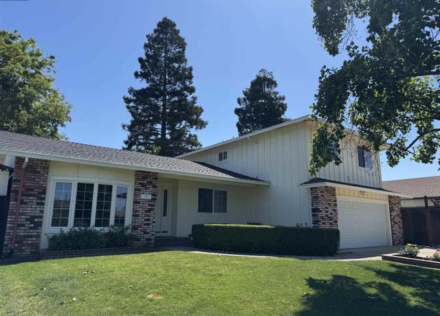 Property at 898 Luxury Dr, Concord, CA 94518, 4 beds, 2.5 baths