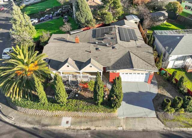 Property at 940 Juanita Dr, El Sobrante, CA 94803, 3 beds, 2 baths