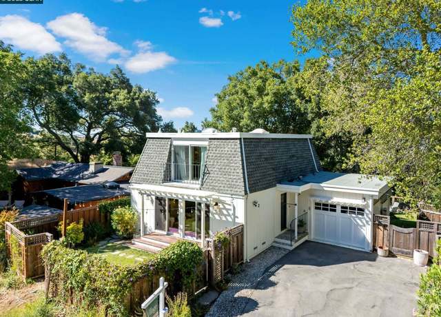 Property at 2 Birch Ct, Orinda, CA 94563, 3 beds, 2.5 baths