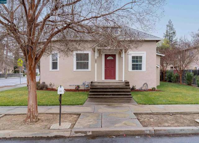 Property at 850 Caymus St, Napa, CA 94559, 3 beds, 2 baths