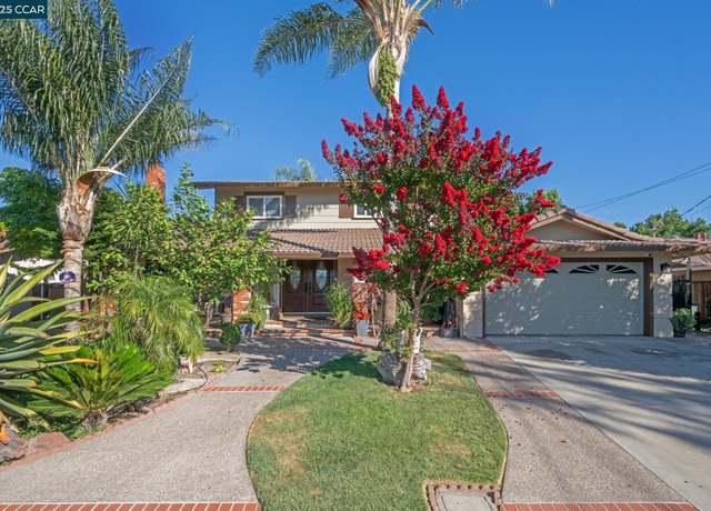 Property at 3718 Northpark Ct, Concord, CA 94519, 4 beds, 3 baths