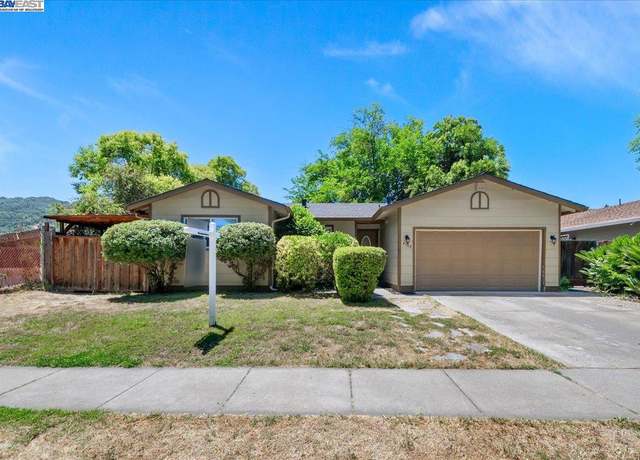 Property at 4360 Muirwood Dr, Pleasanton, CA 94588, 3 beds, 2 baths